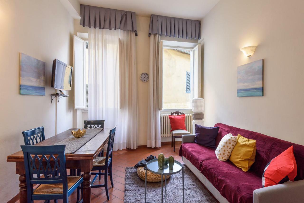 Enchanting Alcove In Ponte Vecchio Appartement Florence