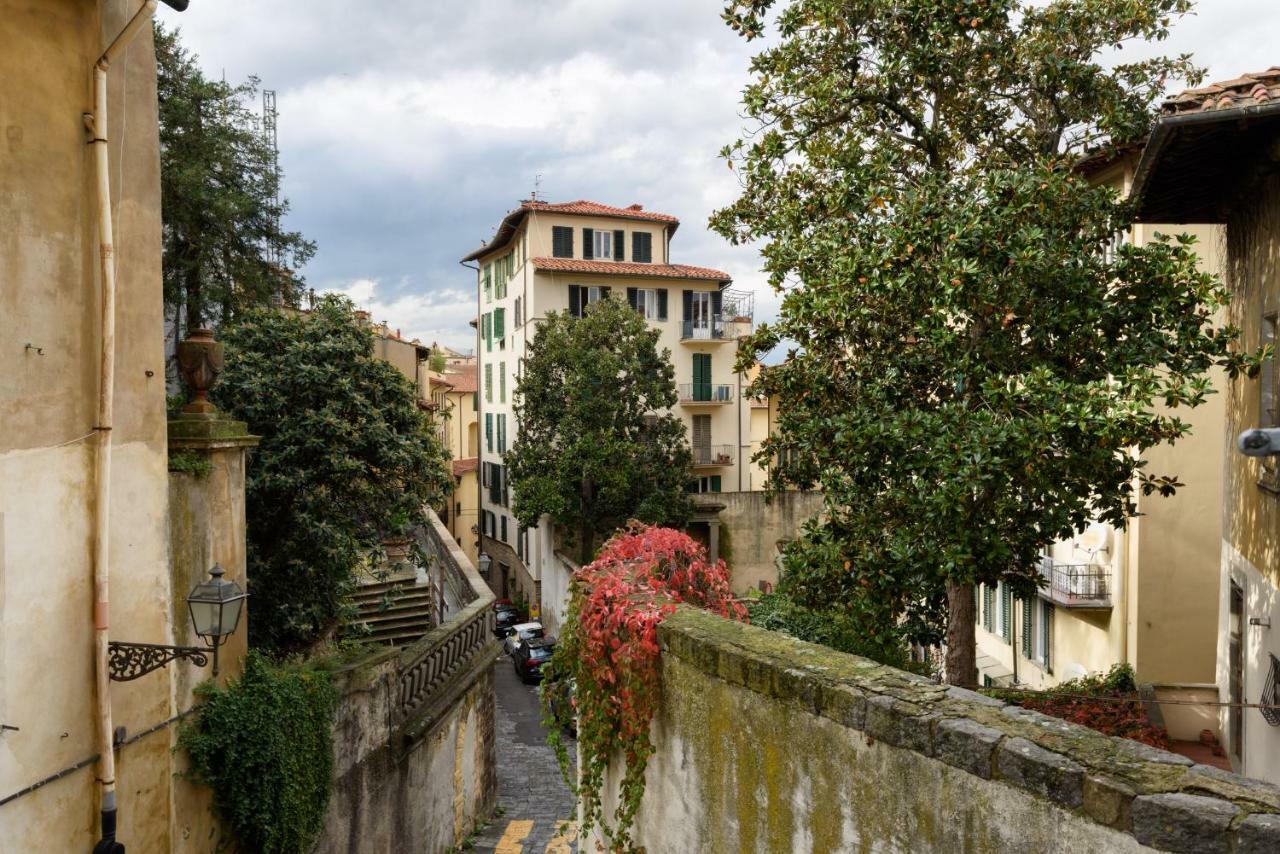 Enchanting Alcove In Ponte Vecchio Appartement Florence