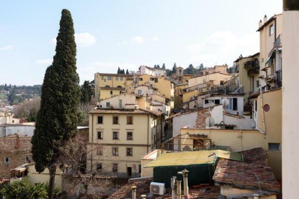 Enchanting Alcove In Ponte Vecchio Appartement *